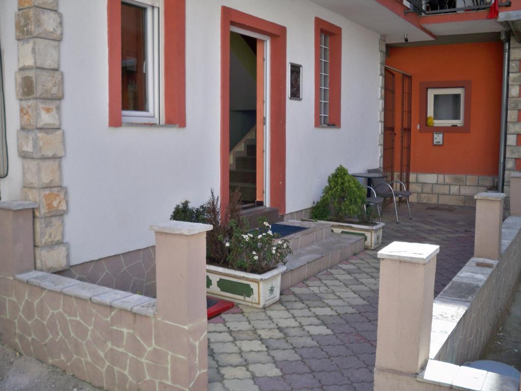 Apartment&Rooms "Globus" Mostar Exterior photo